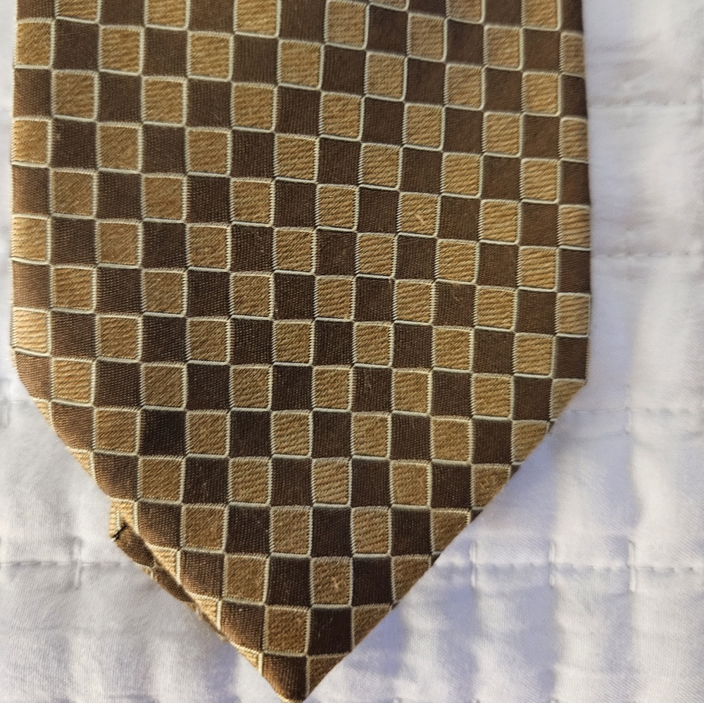 Two Kenneth Cole Ties - Picture 2 of 4